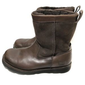 Ugg Wrangler sheepskin boots.
